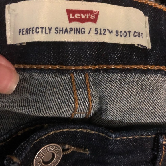Levi’s 512 Perfectly Shaping Boot Cut Blue Jeans - Picture 5 of 6
